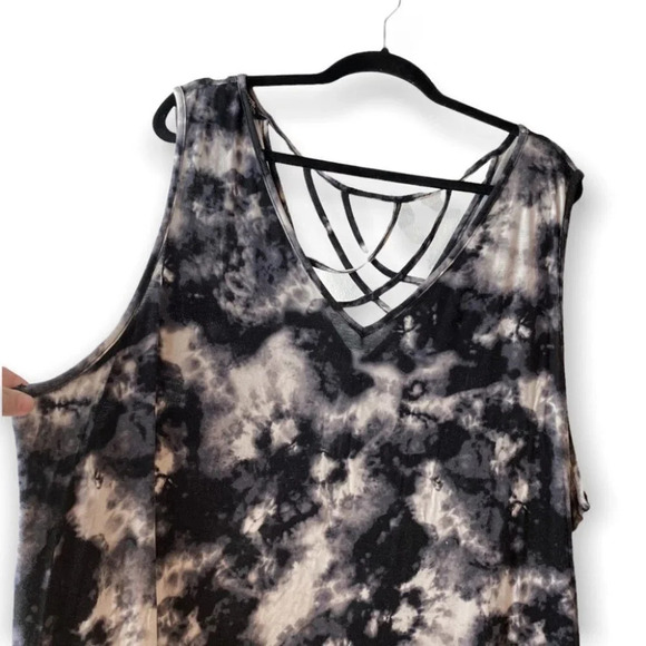 George Black  & White Tie Dye Tank 4X - Picture 4 of 7